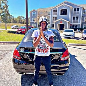 Meet your Posher, B4bÿ